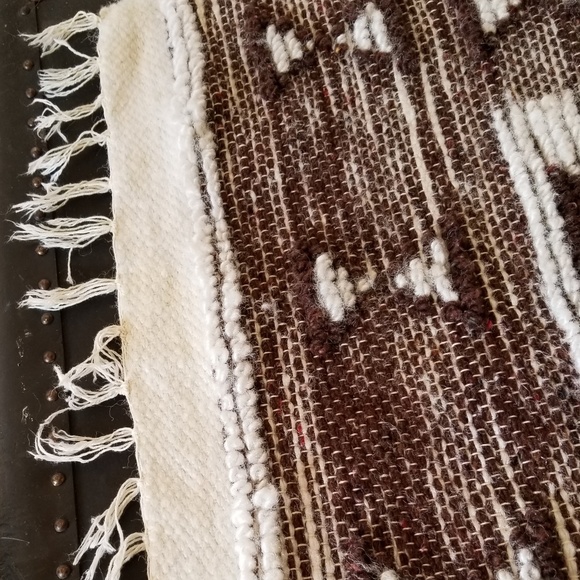 Vintage fringed wool blend tapestry - Picture 4 of 6